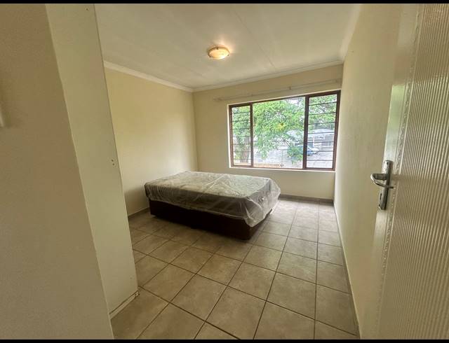 3 BEDROOM CLUSTER TO LET IN CRAIGAVON